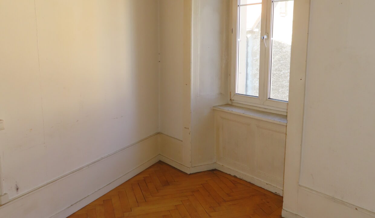Appartement 7 pièces Place d'Arme 1A (3)